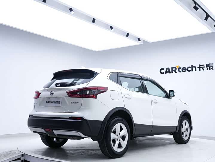 Фото 7 - Nissan Qashqai