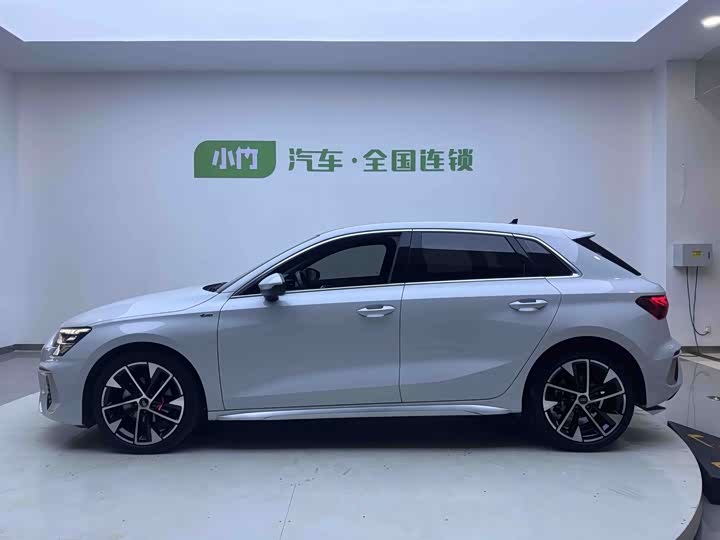 Фото 8 - Audi A3