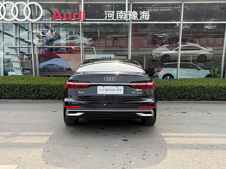 Фото 4 - Audi A6L