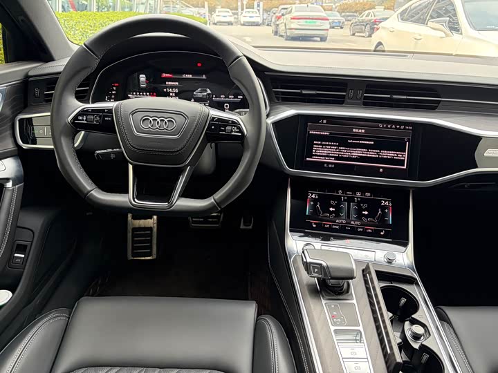 Фото 6 - Audi A6L