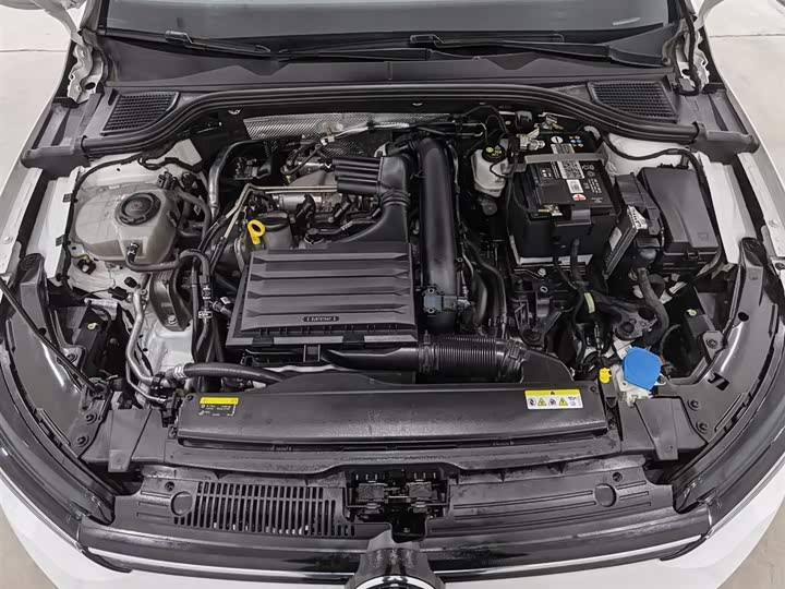 Фото 6 - Volkswagen Golf