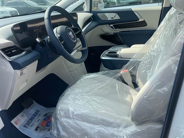 Фото 5 - Buick GL8 Century