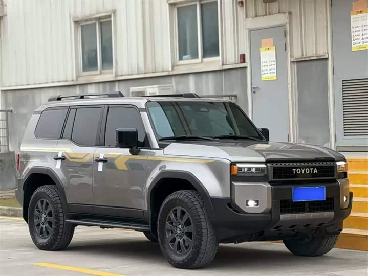 Фото 3 - Toyota Prado