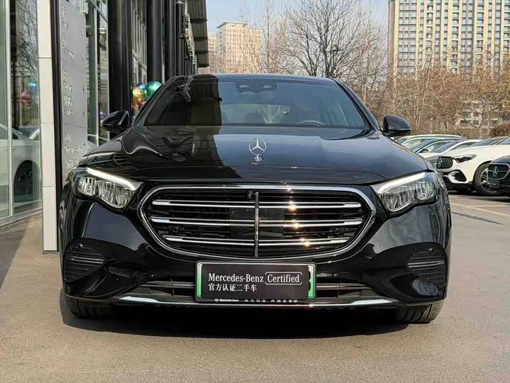 Фото 2 - Mercedes-Benz E-Class Hybrid