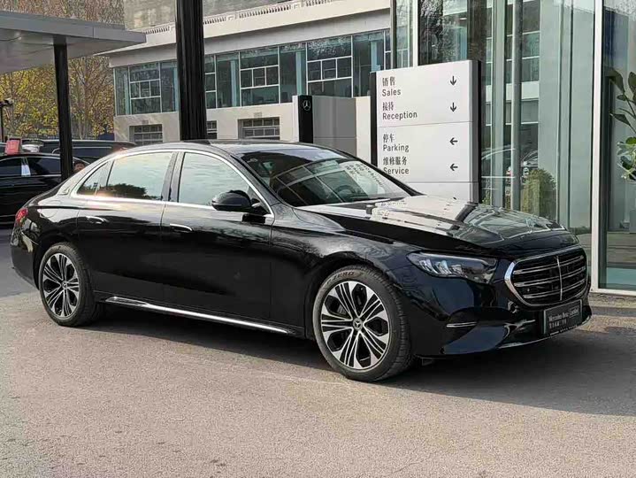 Фото 3 - Mercedes-Benz E-Class Hybrid