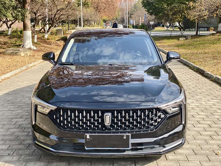 Фото 2 - Bestune B70