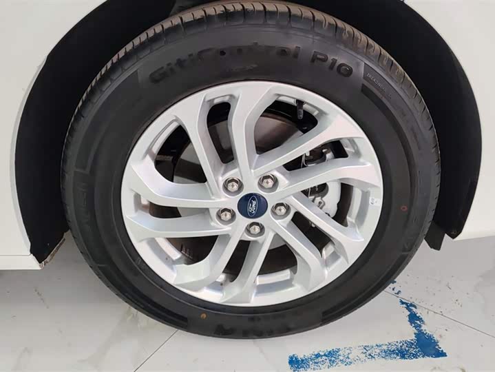 Фото 6 - Ford Mondeo