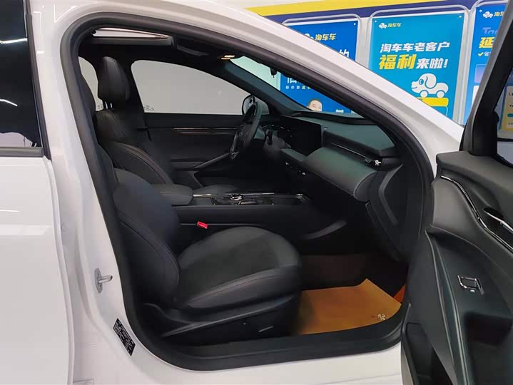 Фото 8 - Ford Mondeo