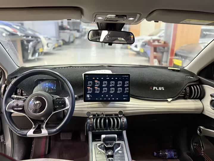 Фото 7 - BYD Yuan Plus