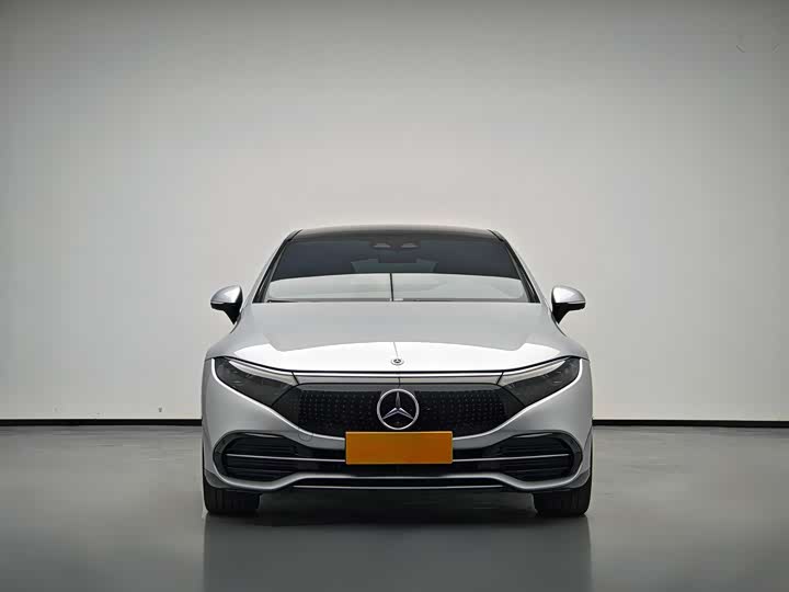 Photo 2 - Mercedes-Benz EQS