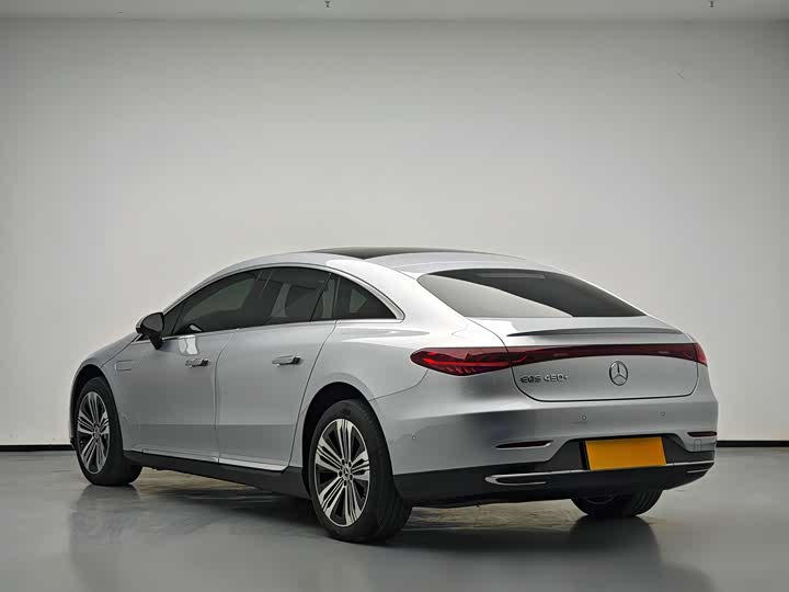 Photo 6 - Mercedes-Benz EQS