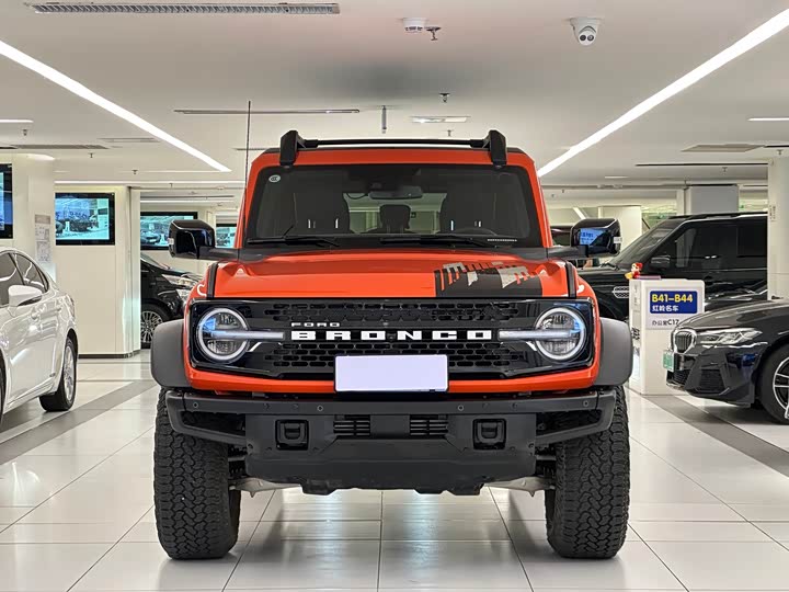 Фото 2 - Ford Bronco