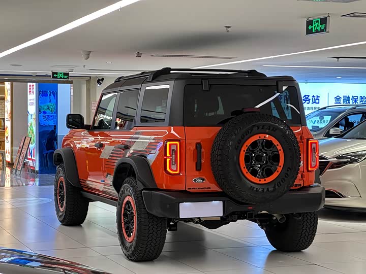 Фото 7 - Ford Bronco