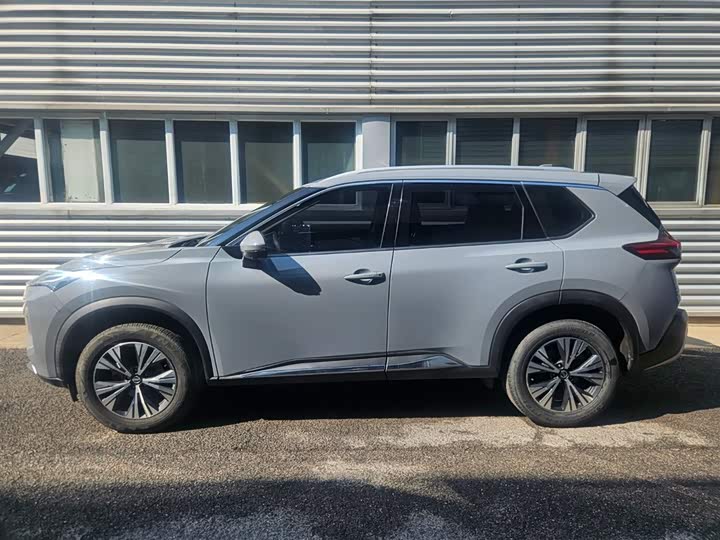 Фото 3 - Nissan X-Trail