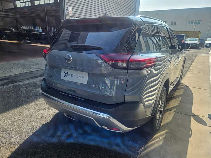 Фото 4 - Nissan X-Trail