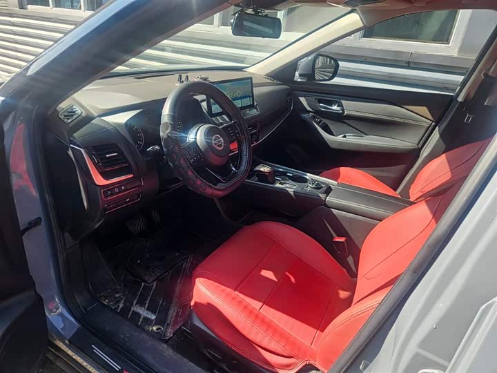 Фото 8 - Nissan X-Trail