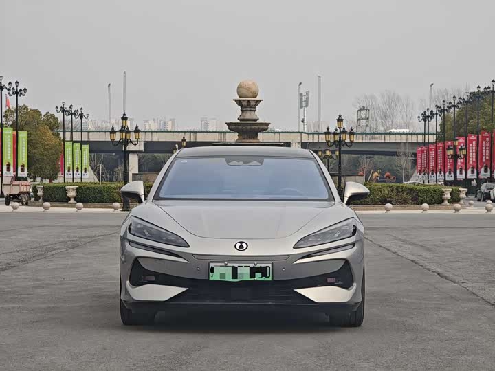 Фото 5 - Denza Z9GT