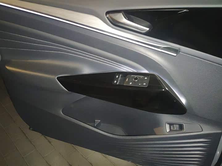 Фото 7 - Volkswagen ID.4 Crozz