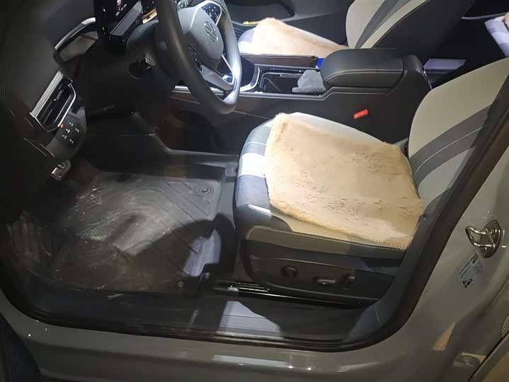 Фото 9 - Volkswagen ID.4 Crozz