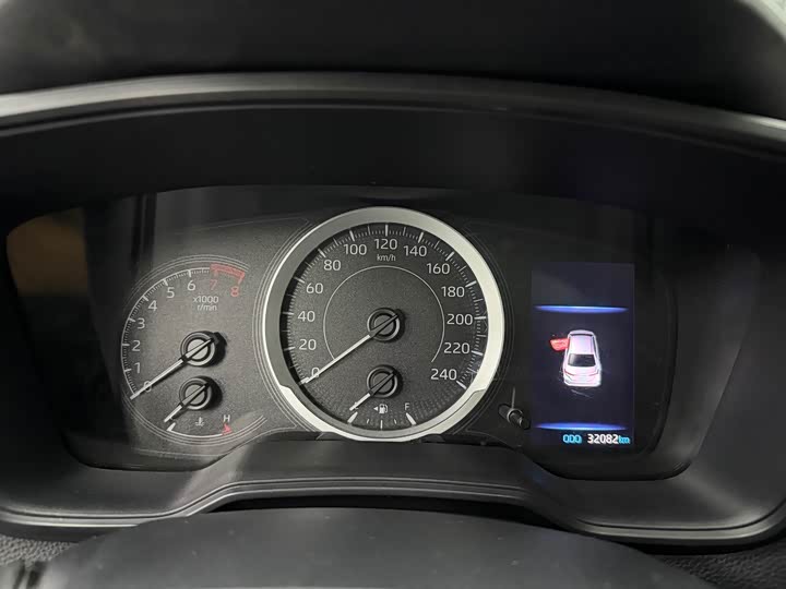 Фото 9 - Toyota Allion