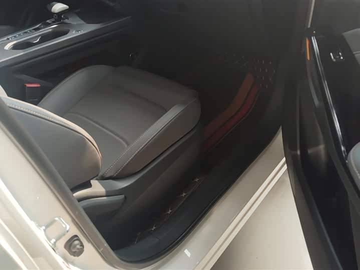 Фото 8 - Changan Oshan X5 Plus