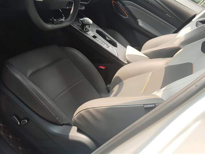 Фото 9 - Changan Oshan X5 Plus