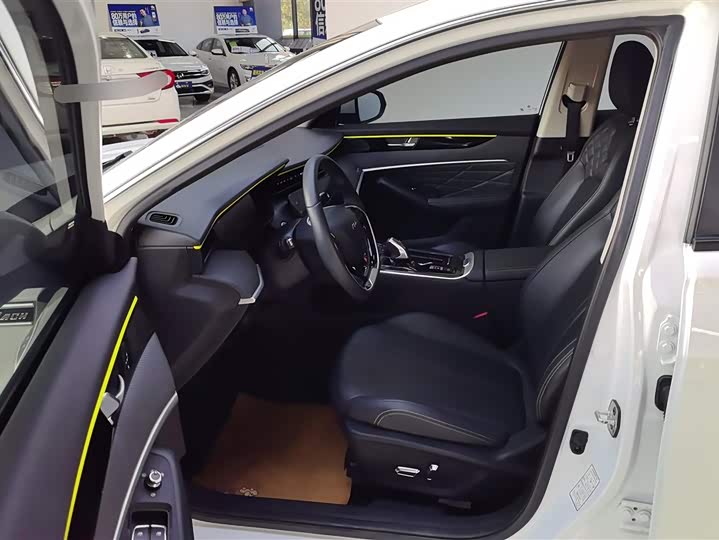 Фото 9 - Dongfeng Aeolus Yixuan Max