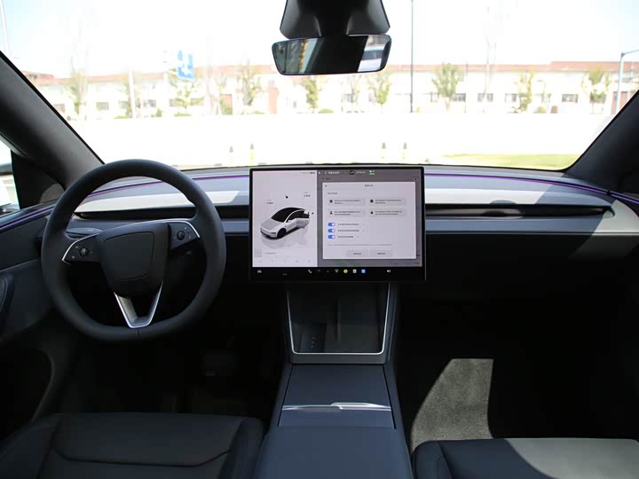 Фото 4 - Tesla Model Y