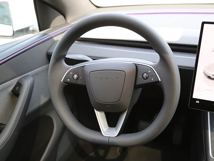 Фото 5 - Tesla Model Y