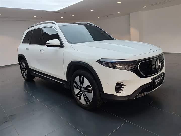 Фото 2 - Mercedes-Benz EQB