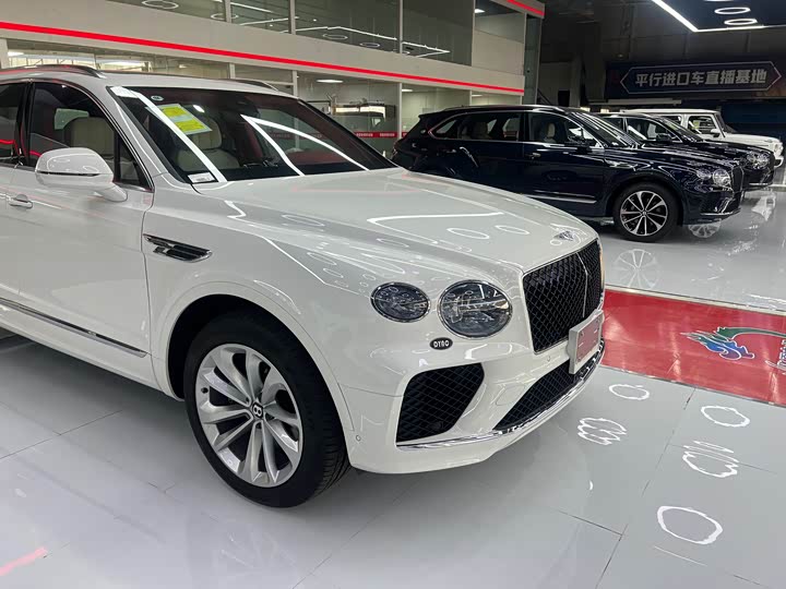Фото 5 - Bentley Bentayga