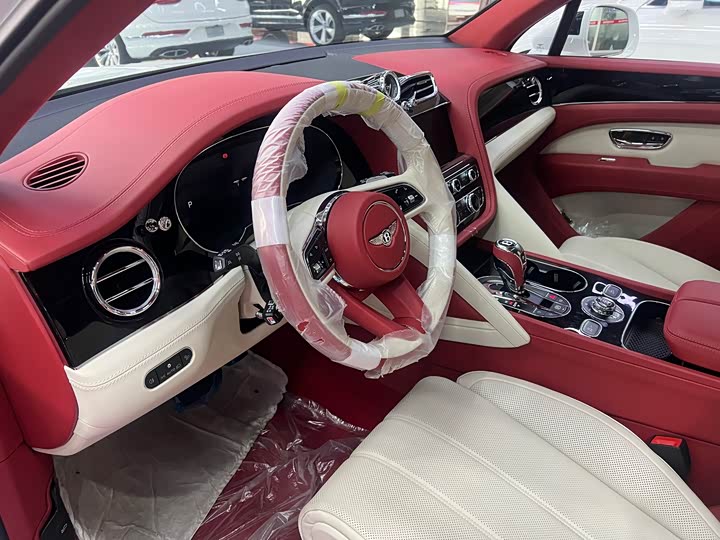 Фото 6 - Bentley Bentayga