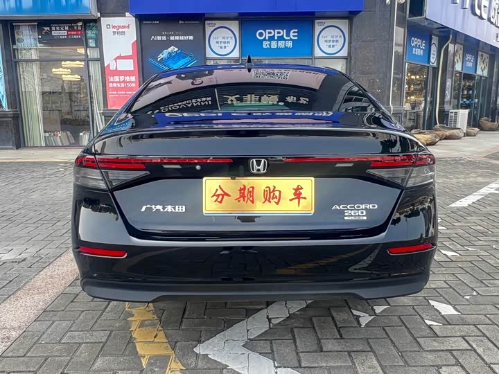 Photo 4 - Honda Accord