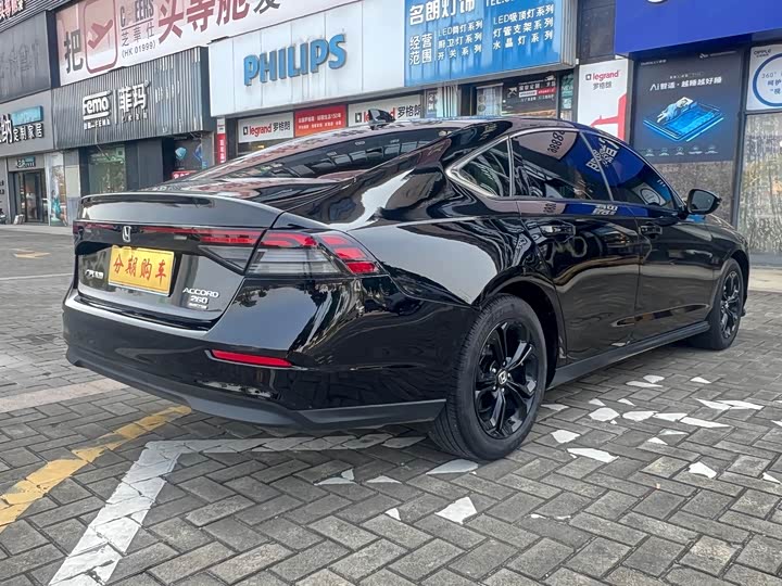 Photo 5 - Honda Accord