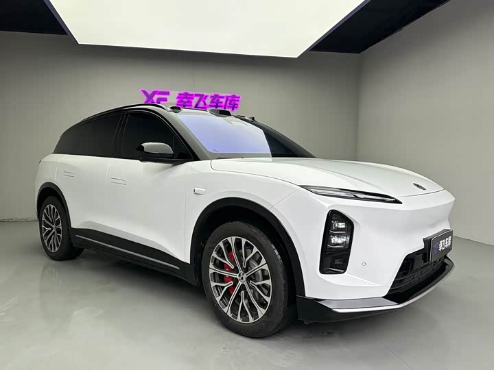 Фото 6 - Nio ES6