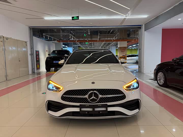 Фото 2 - Mercedes-Benz C-Class