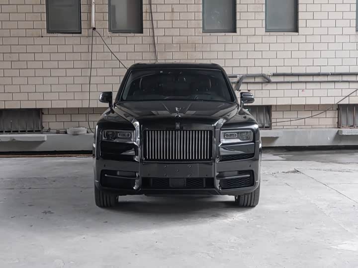 Фото 2 - Rolls-Royce Cullinan