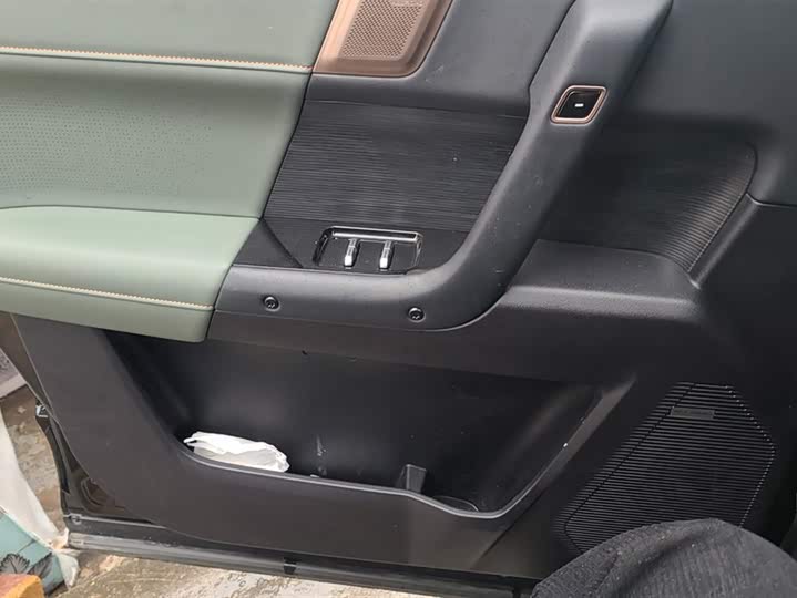 Фото 7 - Chery iCar 03