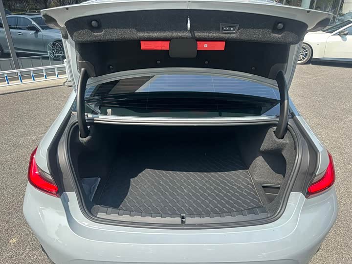 Фото 6 - BMW 3 Series