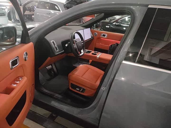 Фото 5 - LiXiang L8