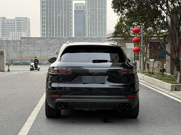 Фото 5 - Porsche Cayenne