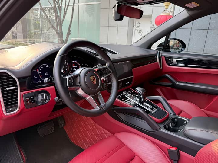 Фото 7 - Porsche Cayenne