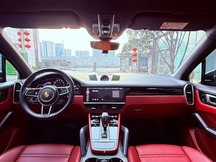 Фото 9 - Porsche Cayenne