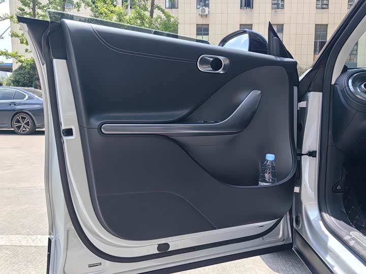 Фото 4 - Smart #1