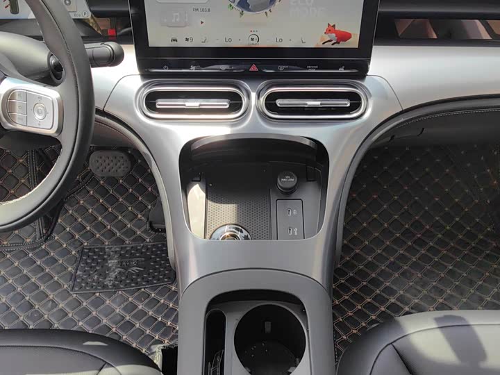 Фото 8 - Smart #1