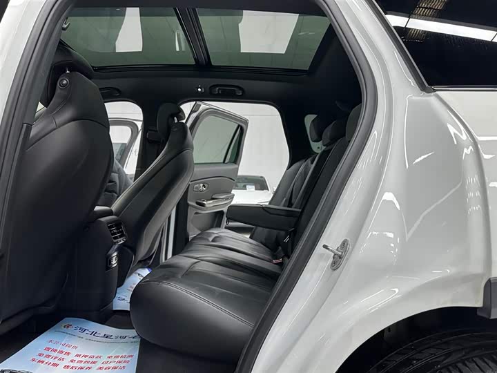 Фото 9 - Nio ES6