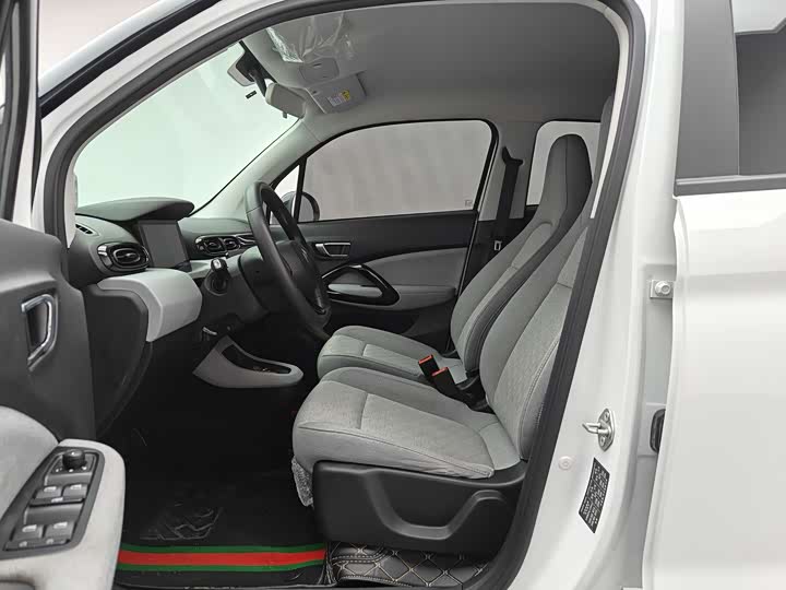 Photo 9 - Leapmotor T03