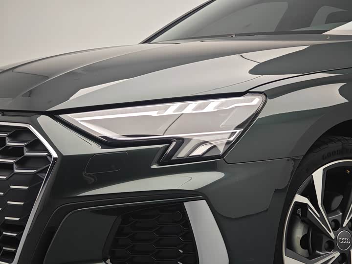 Фото 9 - Audi A3