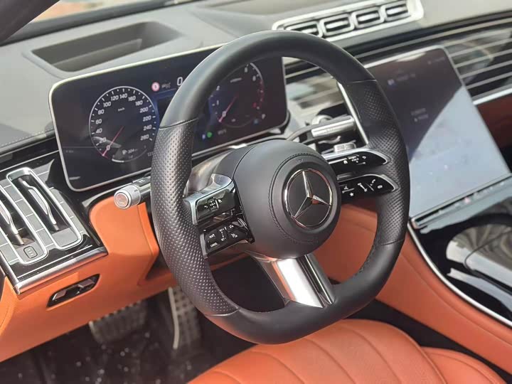 Photo 7 - Mercedes-Benz S-Class