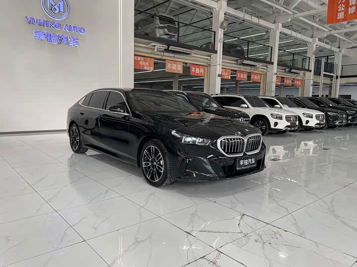 Фото 7 - BMW 5 Series